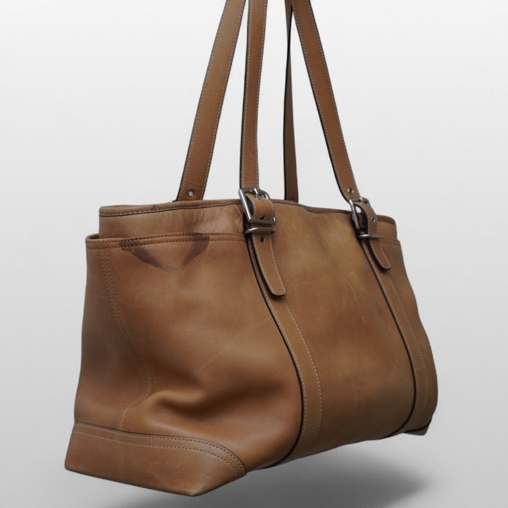Vintage Coach Camel Leather Shoulder Bag - Picture 8 of 11